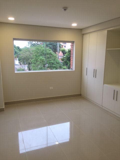 Aquilo Zona Carmelitas Amplio y Moderno Dpto — foto 4