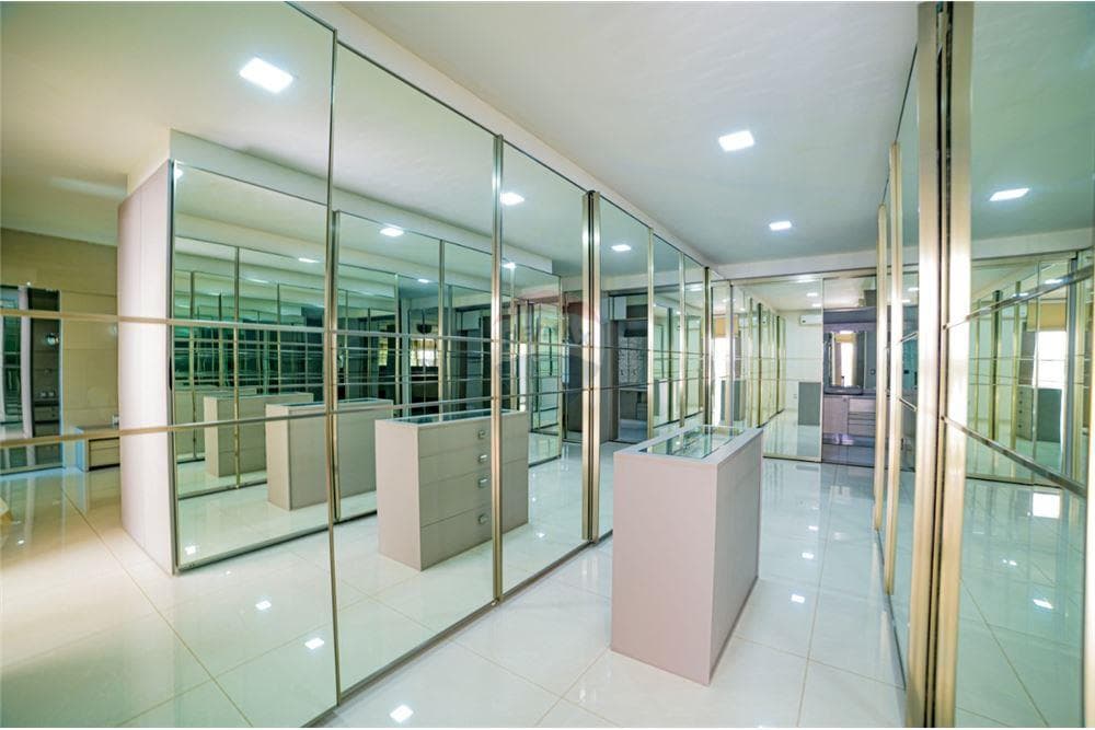 Residencia - Venta - Los Laureles, Asunción, Paraguay 1,200,000 $, foto 2