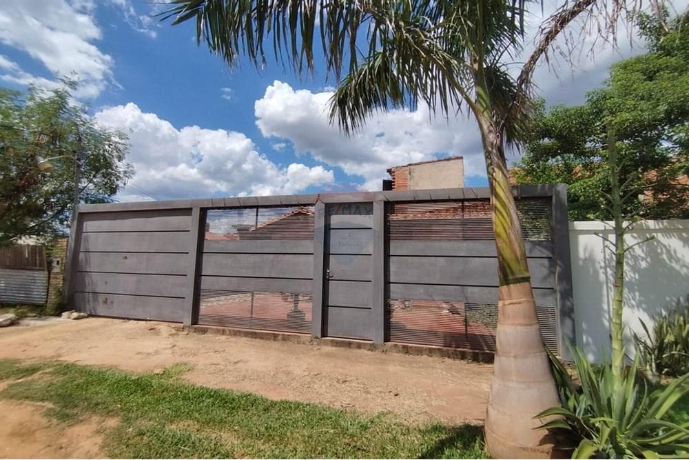 Casa en venta en Luque barrio laurelty, foto 2