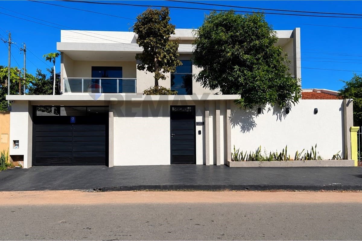 Casa en Alquiler - Luque, Cuarto Barrio