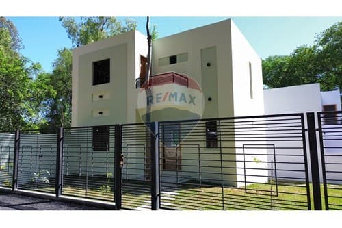 Casa-Venta-PY Central Luque — foto 1