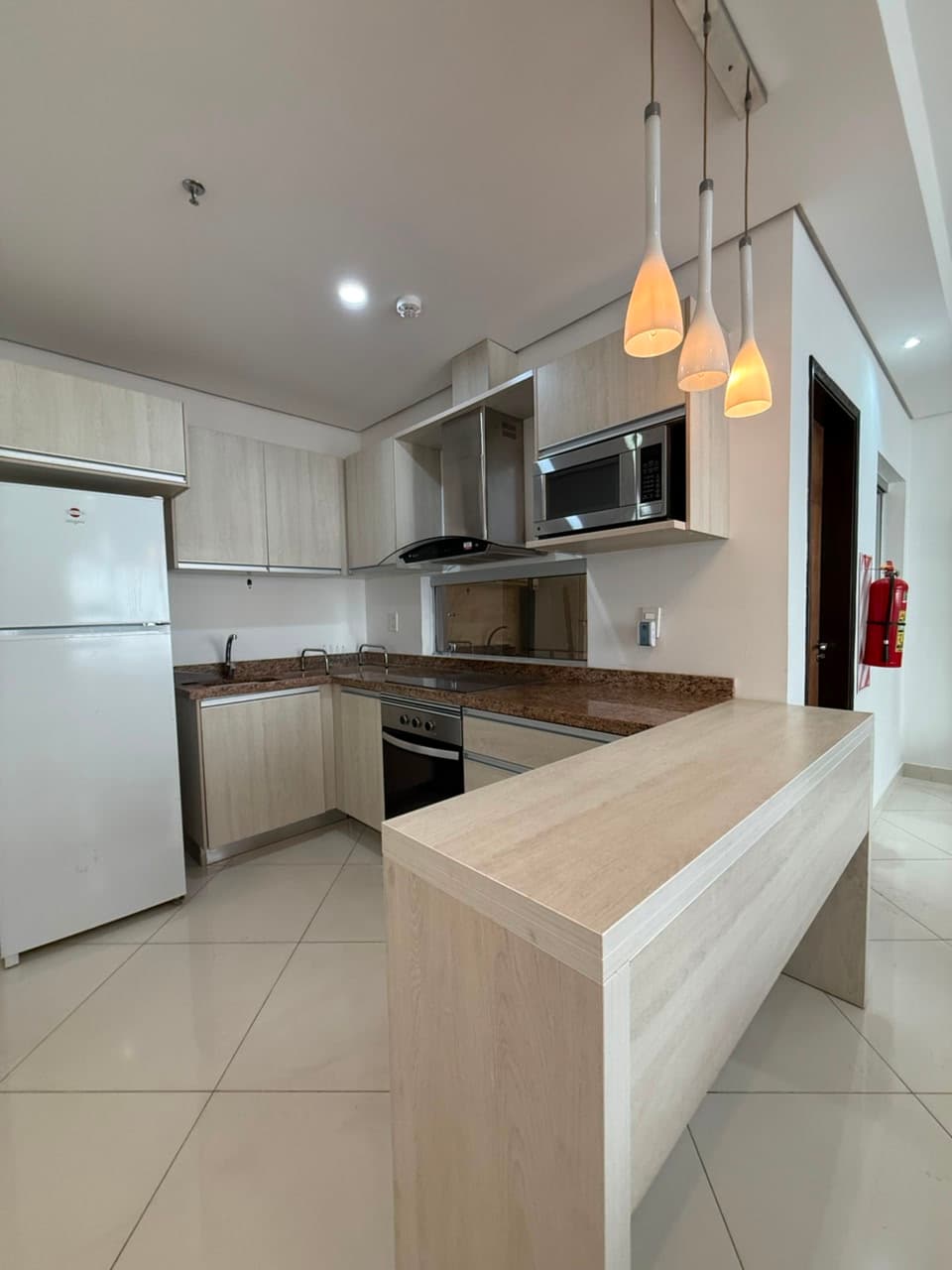 Villamorra - en alquiler departamento amoblado de 2 dormitorios - cochera, foto 4