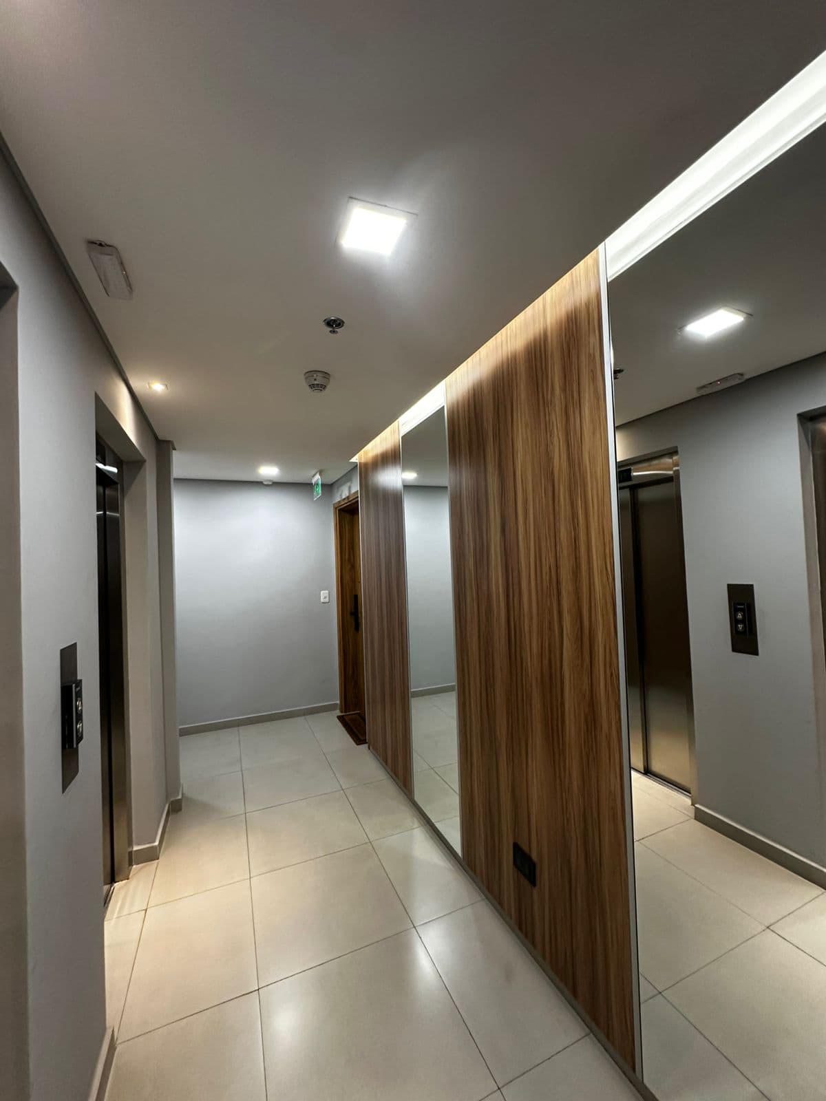 Alquiler Apartamento Amoblado Las Lomas