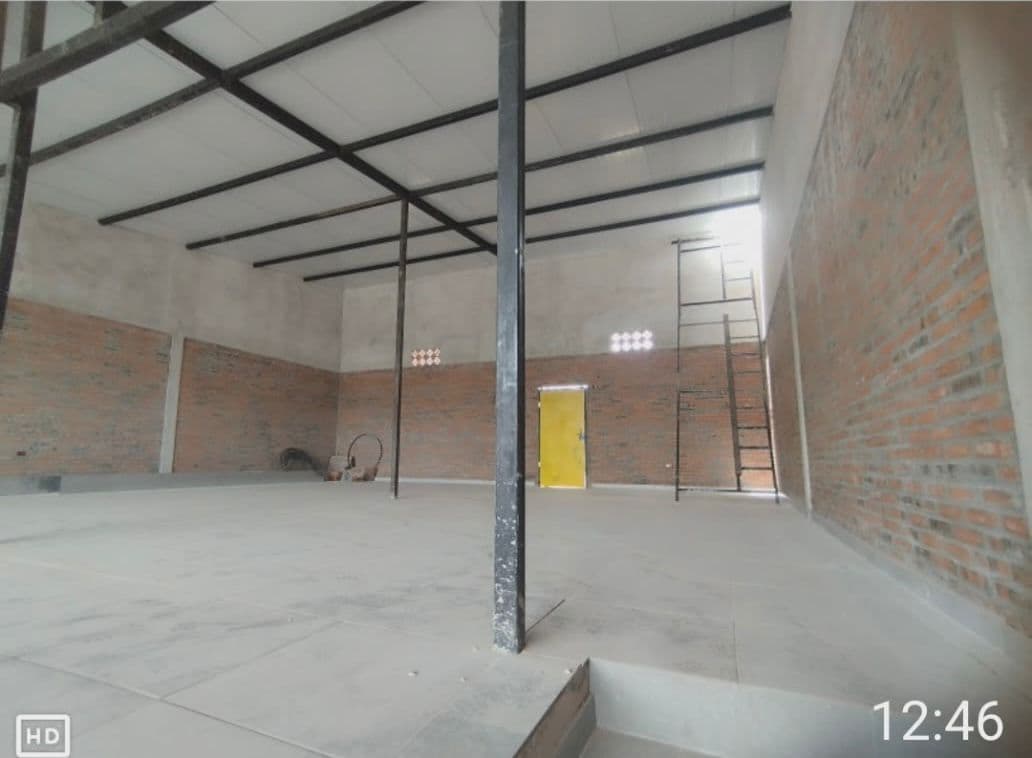 Tinglado / showroom a estrenar – sobre ruta Luque – San Lorenzo — foto 3