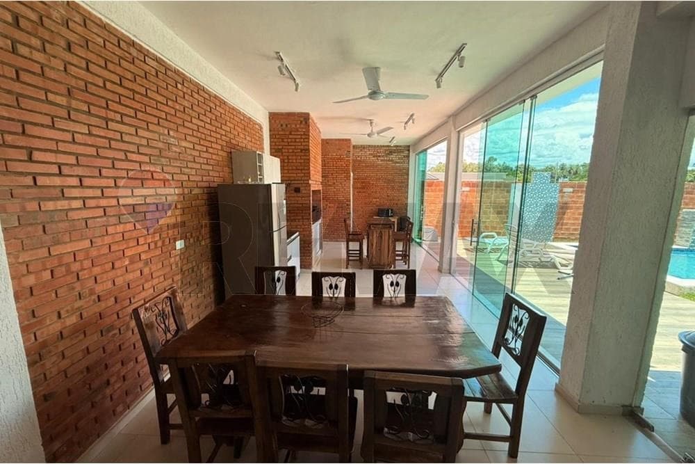 Casa - Alquiler - San Bernardino, Paraguay, foto 5