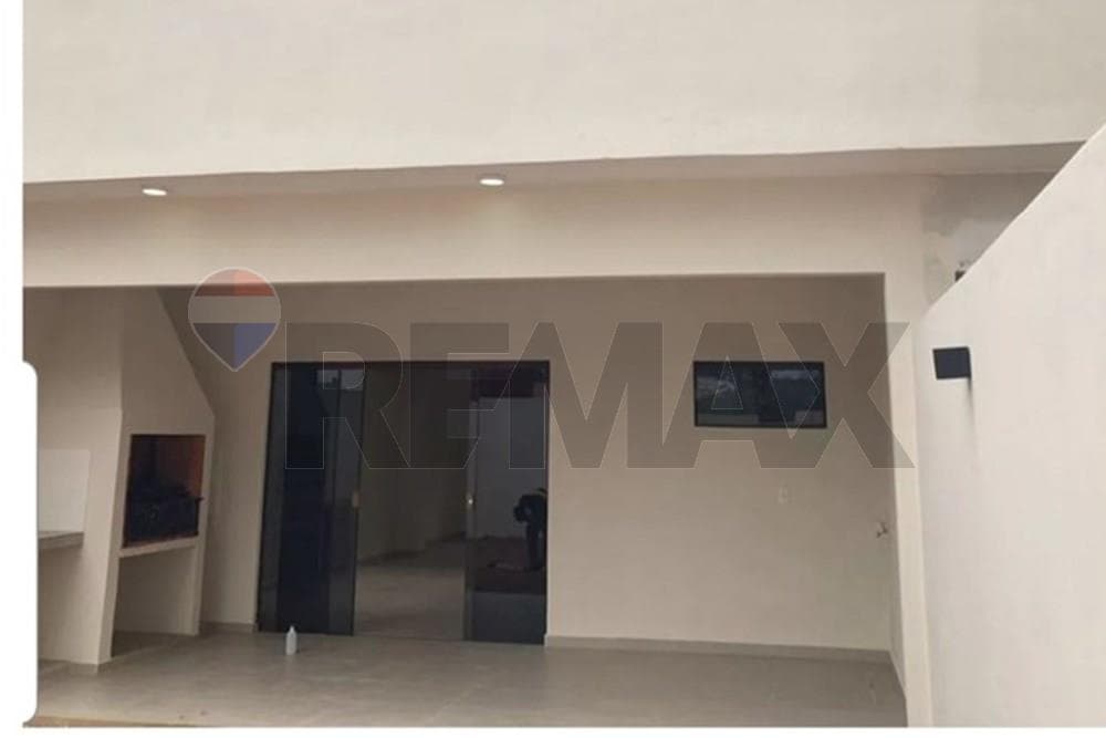 Duplex - Alquiler - Villa Elisa, Paraguay, foto 3