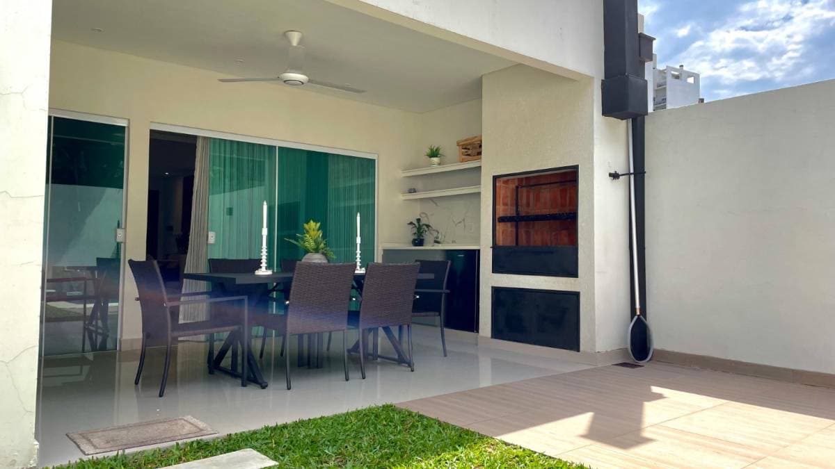 Chalet amoblado de 2 dormts en barrio Las Lomas — foto 2
