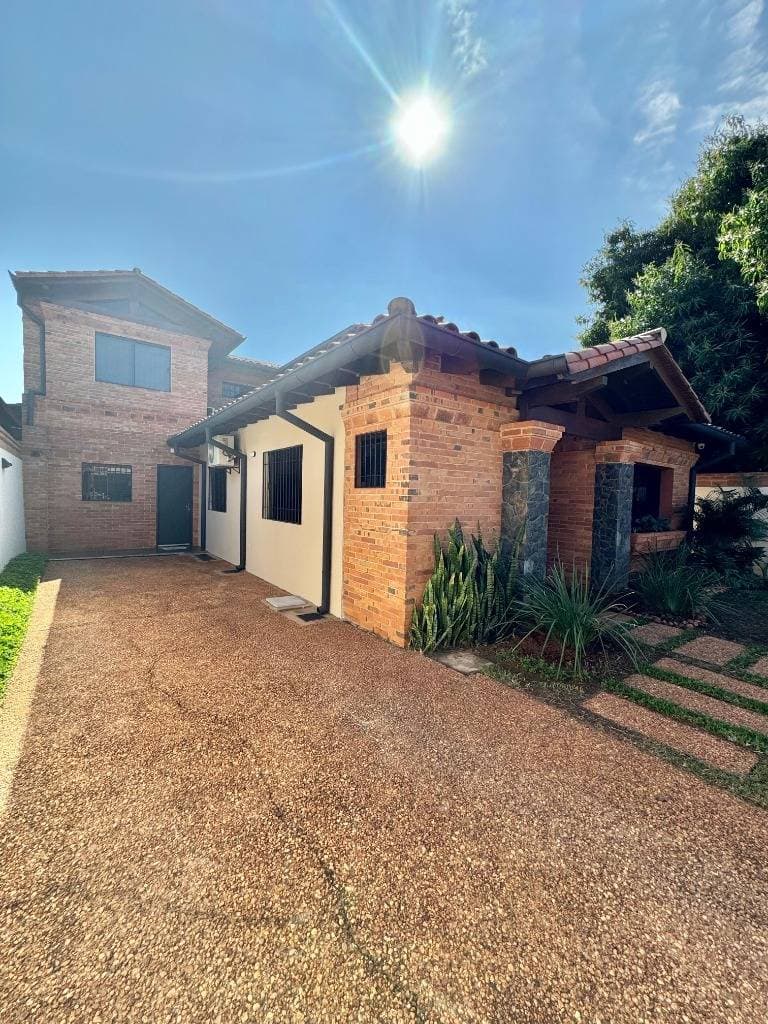 Hermosa resiencia en alquiler en bo Las Lomas, foto 2