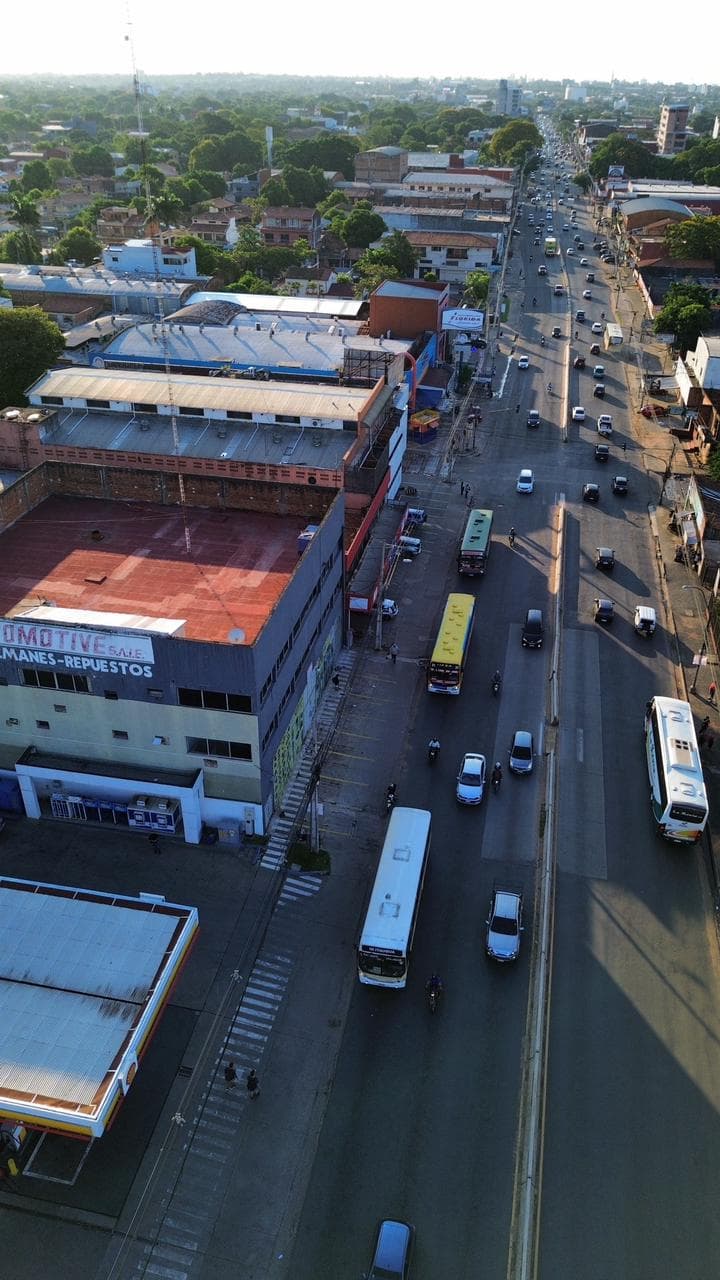 amplio edificio corporativo en Fernando de la Mora, foto 3