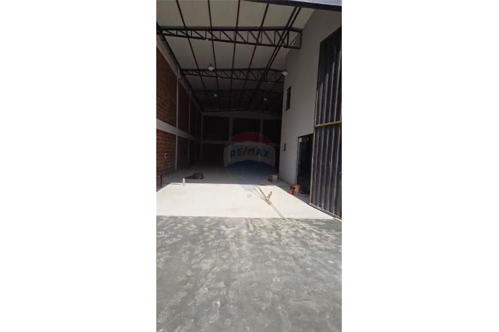 depóstio con oficina y showroom en San Lorenzo — foto 2