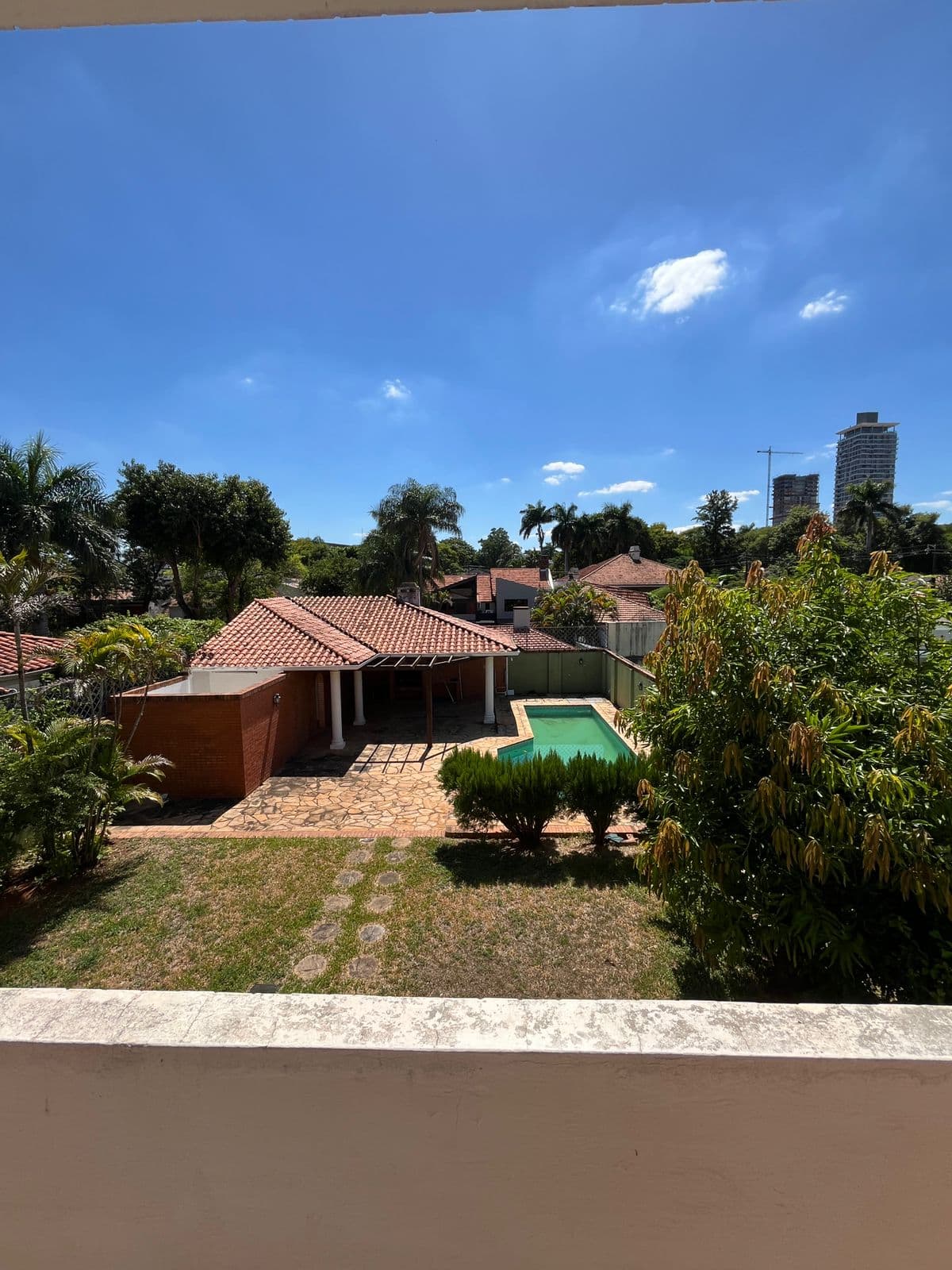 Casa en Carmelitas (para oficinas, spa, estacionamientos, clínica) — foto 5