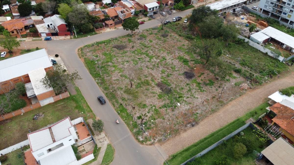 De importante terreno en laurelty – Luque, foto 2