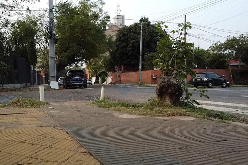 Terreno en villa aurelia en esquina, foto 4