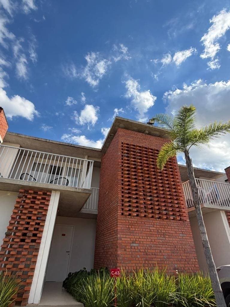 Departamento de 2 dormitorios en condominio altavida– mola merlo, Luque