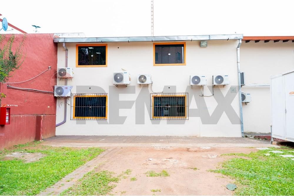 Oficina Corporativa En Venta En Santisima Trinidad, foto 2