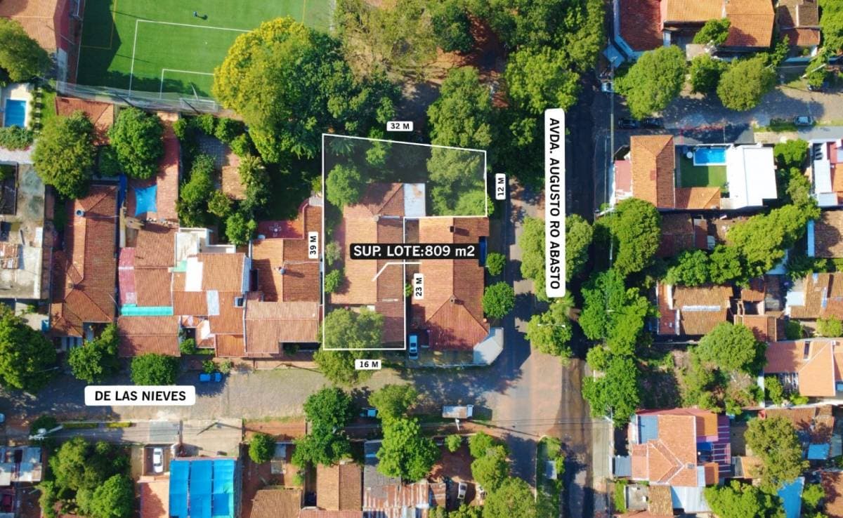Terreno con Casa sobre Augusto Roa Bastos, foto 2