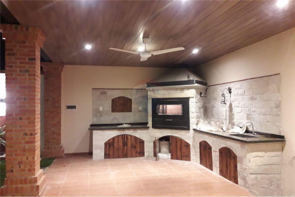 Hermosa casa a estrenar en capiata, foto 2