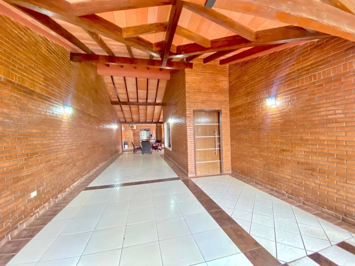 Amplia residencia en fernando zona sur, foto 2