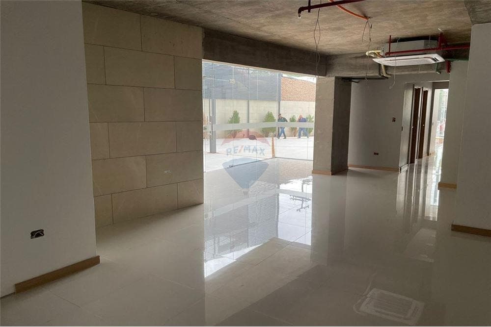 En venta- salon comercial o oficina- trading park, foto 3