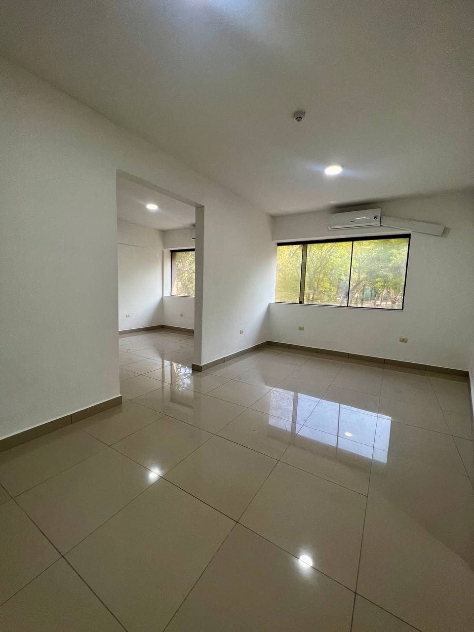 de Oficina Corporativa en el Edificio Plaza - Centro de Asuncion, foto 3