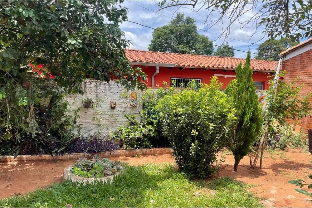 Casa en Ypané: ¡Piscina y quincho incluidos!, foto 1