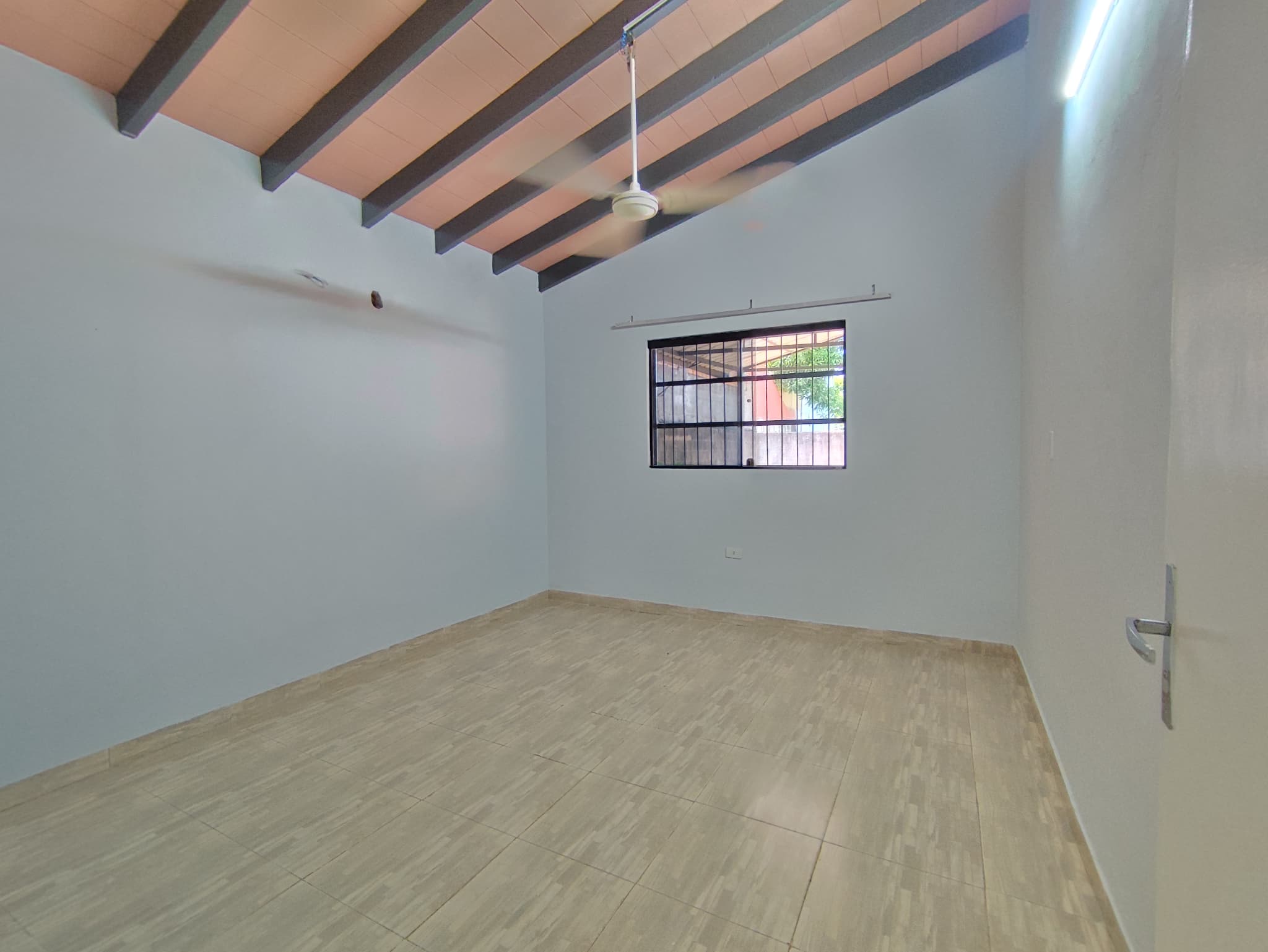 En Venta Casa Renovada - San Antonio — foto 5