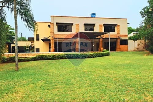 Casa con terreno de 1.000 M2 en Luque Loma Merlo, foto 2