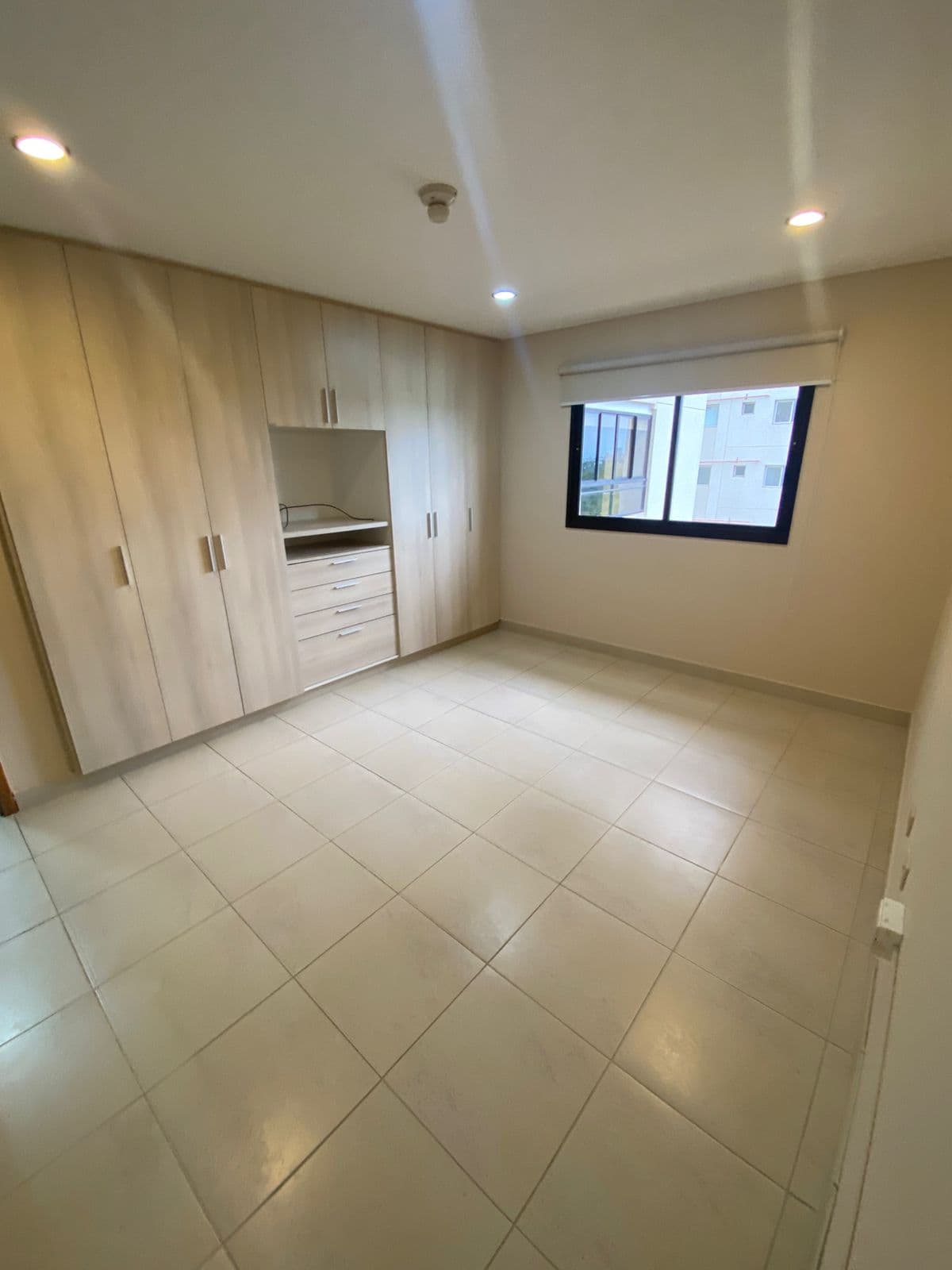 DEPARTAMENTO Stma. Trinidad $2.200 incluye Iva y expensas, foto 2
