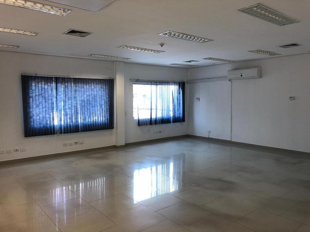 edificio de oficinas con Renta. COD 006, foto 3