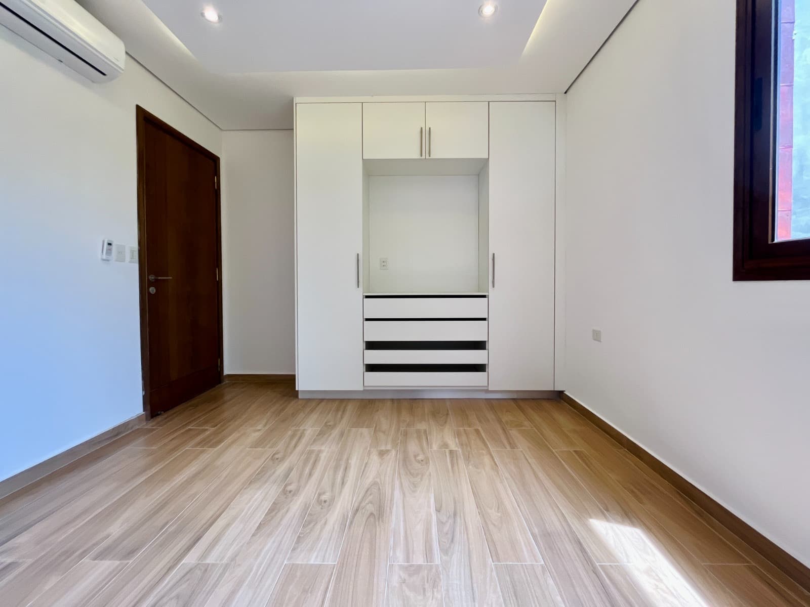 hermosa casa a estrenar en Mburucuya a Estrenar!, foto 3