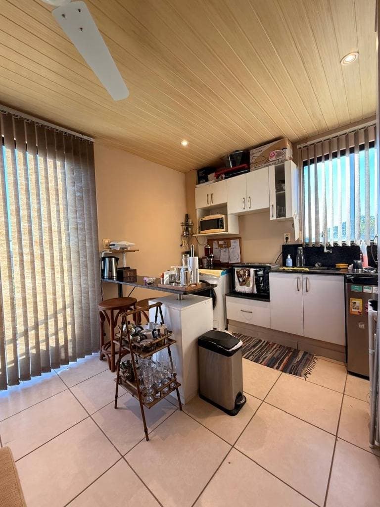 Se vende comodo departamento de un dormitorio en barrio Jara