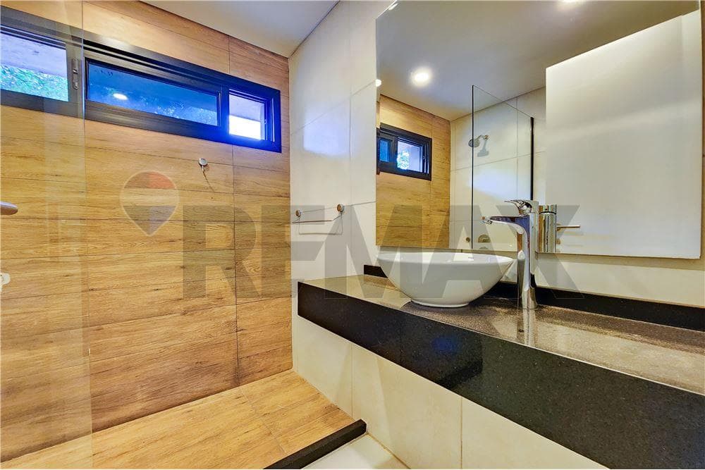 En venta hermoso edificio a estrenar en barrio Jara, foto 4