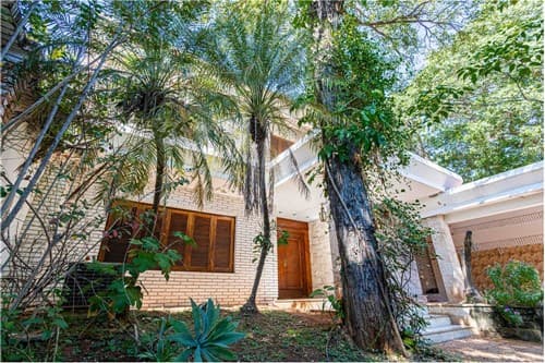 Vendo casa en los laureles