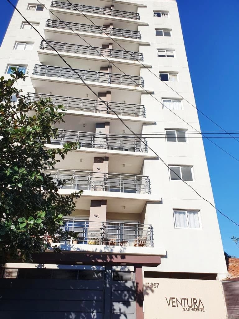 Departamento En Venta De 2 Hab, Edificio Ventura San Vicente