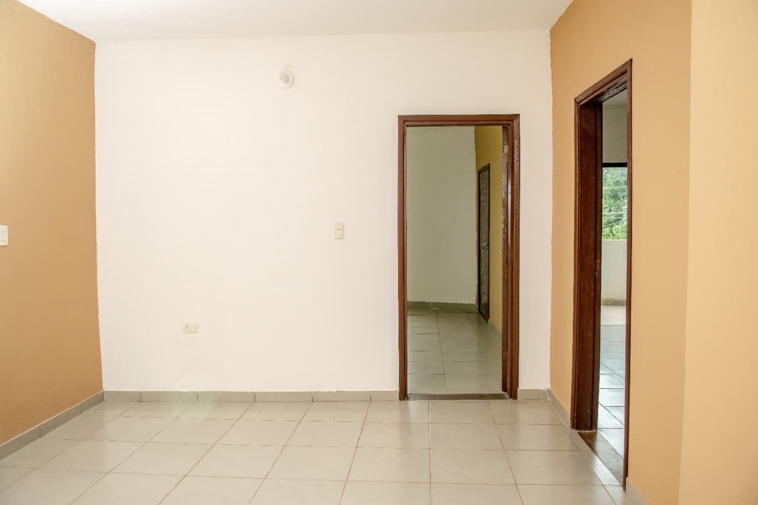 Casa en venta c/ cochera en 3er. Barrio, foto 4