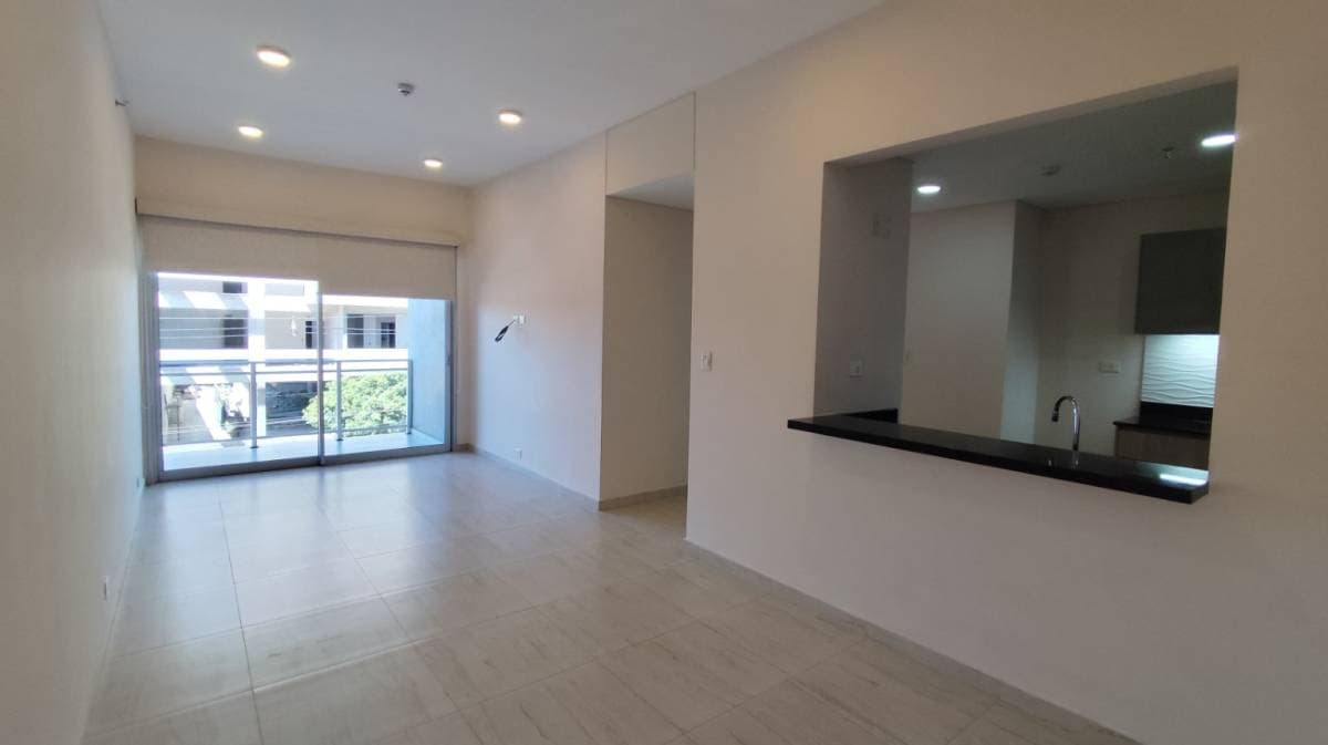 Alquilo departamento en el edificio forvm Herrera
