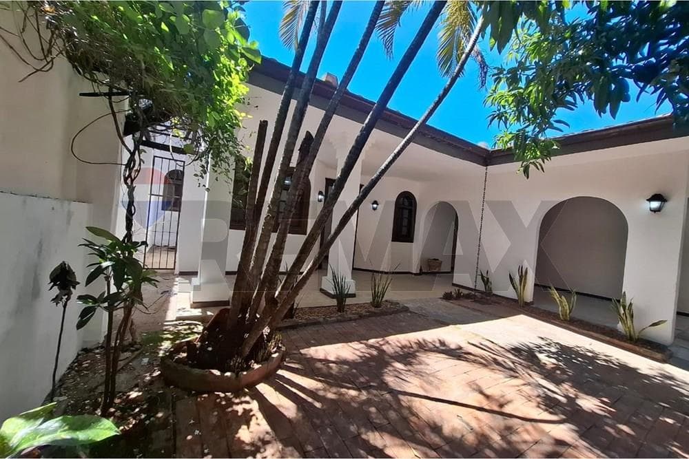 Casa - Alquiler - Obrero, Paraguay, foto 5