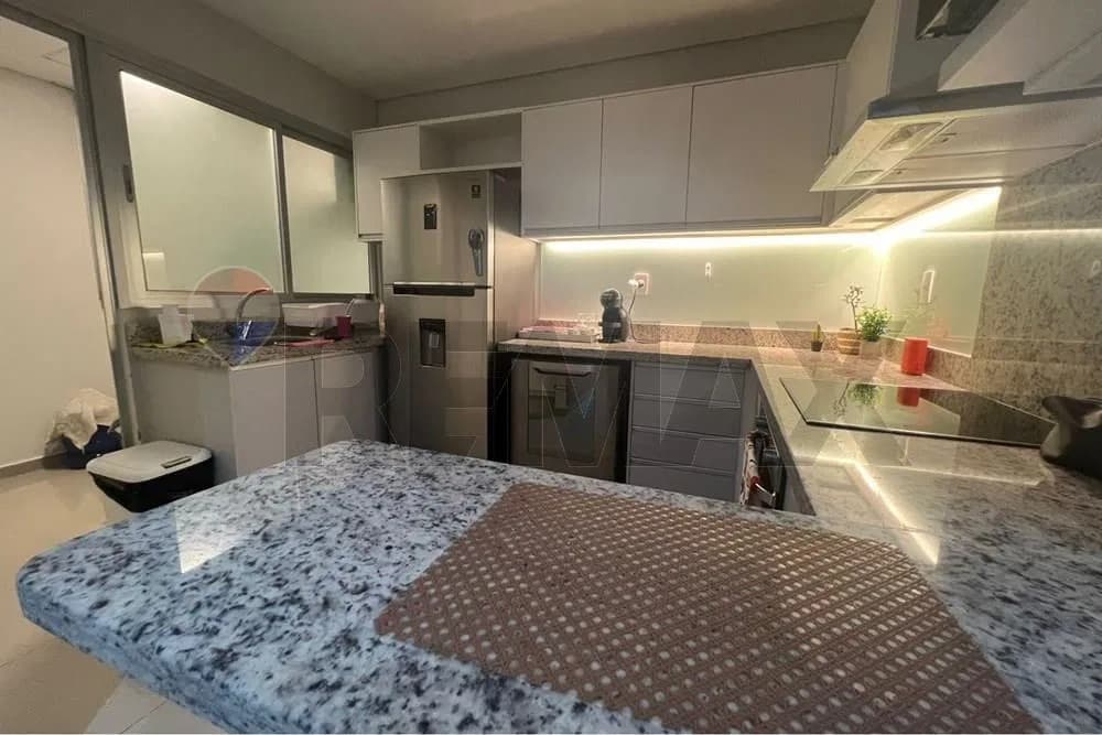 Departamento en alquiler, zona Villa Morra, foto 4
