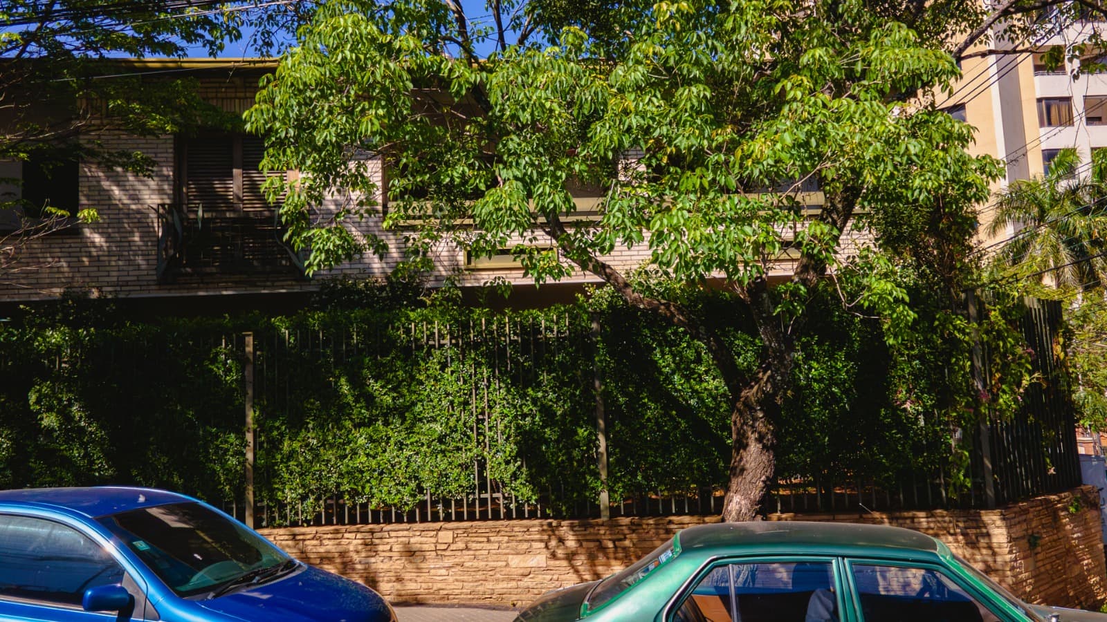 Propiedad en esquina, Barrio Las Mercedes (Zona Colegio Internacional), foto 2