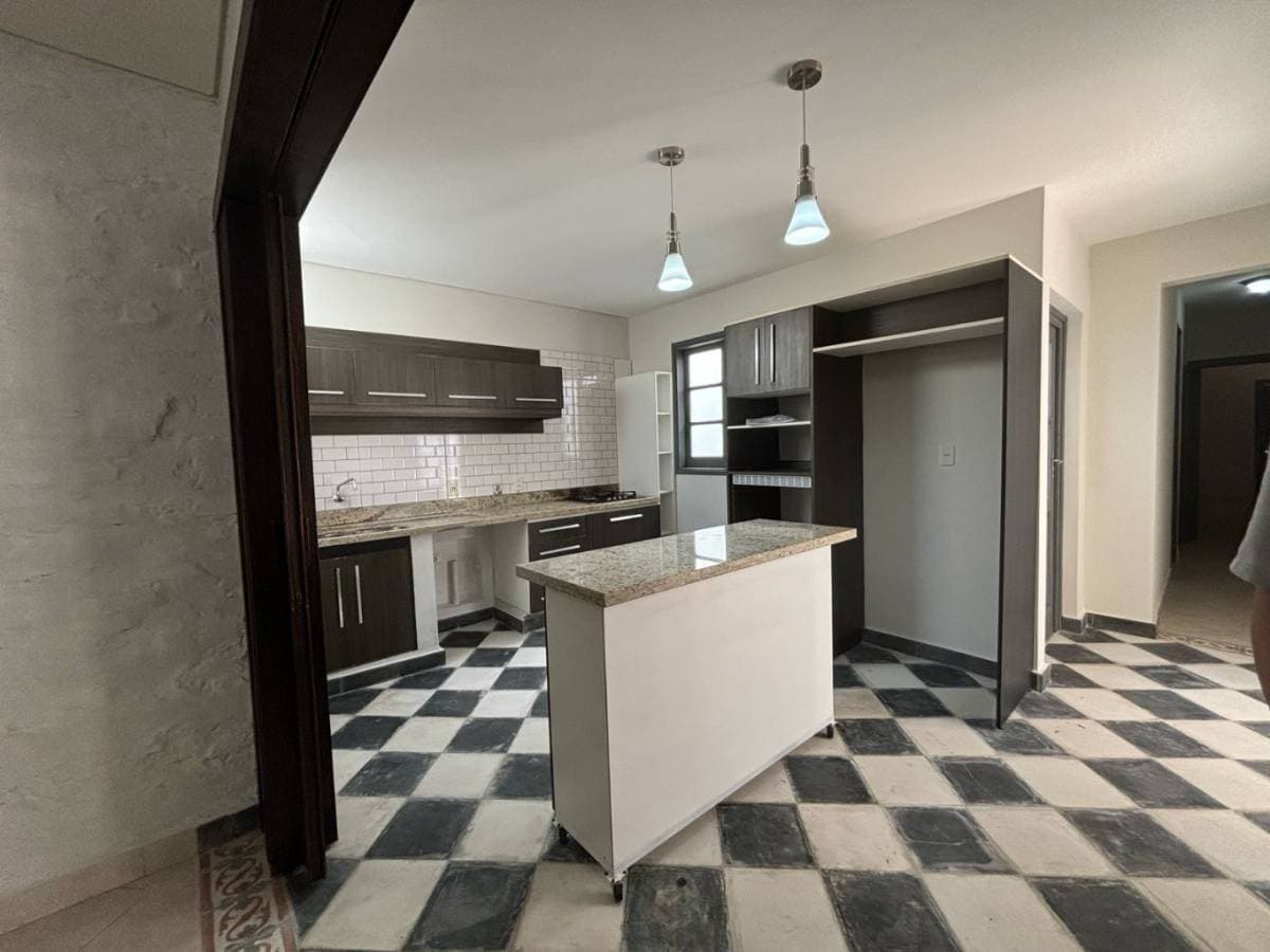 Se vende hermosa casa en la Encarnación, foto 2
