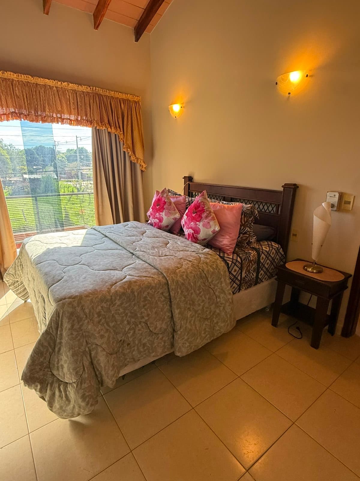 duplex amoblado zona Conmebol — foto 4