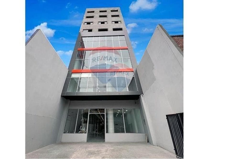 Alquilo oficinas sobre peru