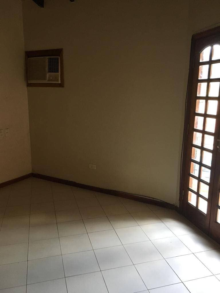Vendo dúplex en San Lorenzo – ubicación privilegiada