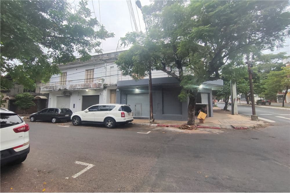 Vendo terreno en esquina en el centro de asuncion