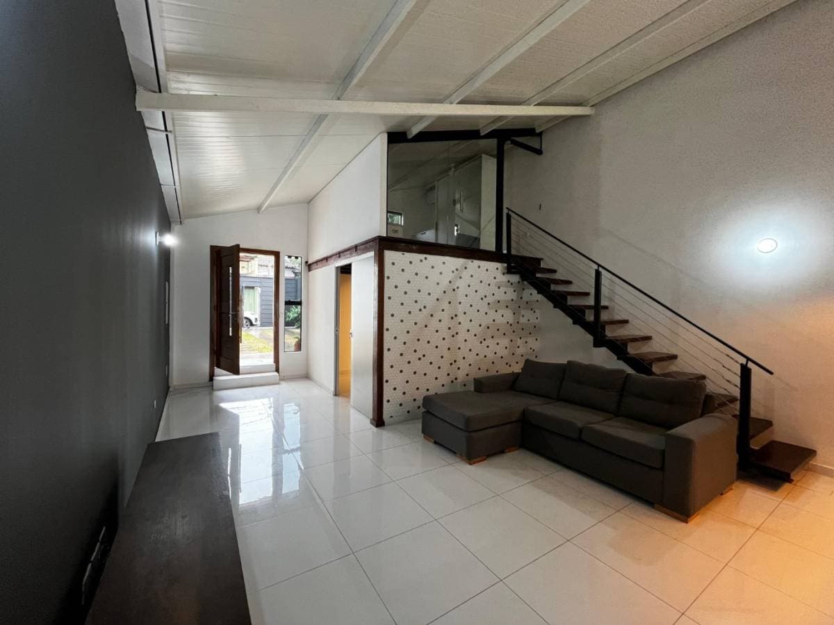 Casa Amoblada - Zona Centro - Colegio Cristo Rey, foto 3