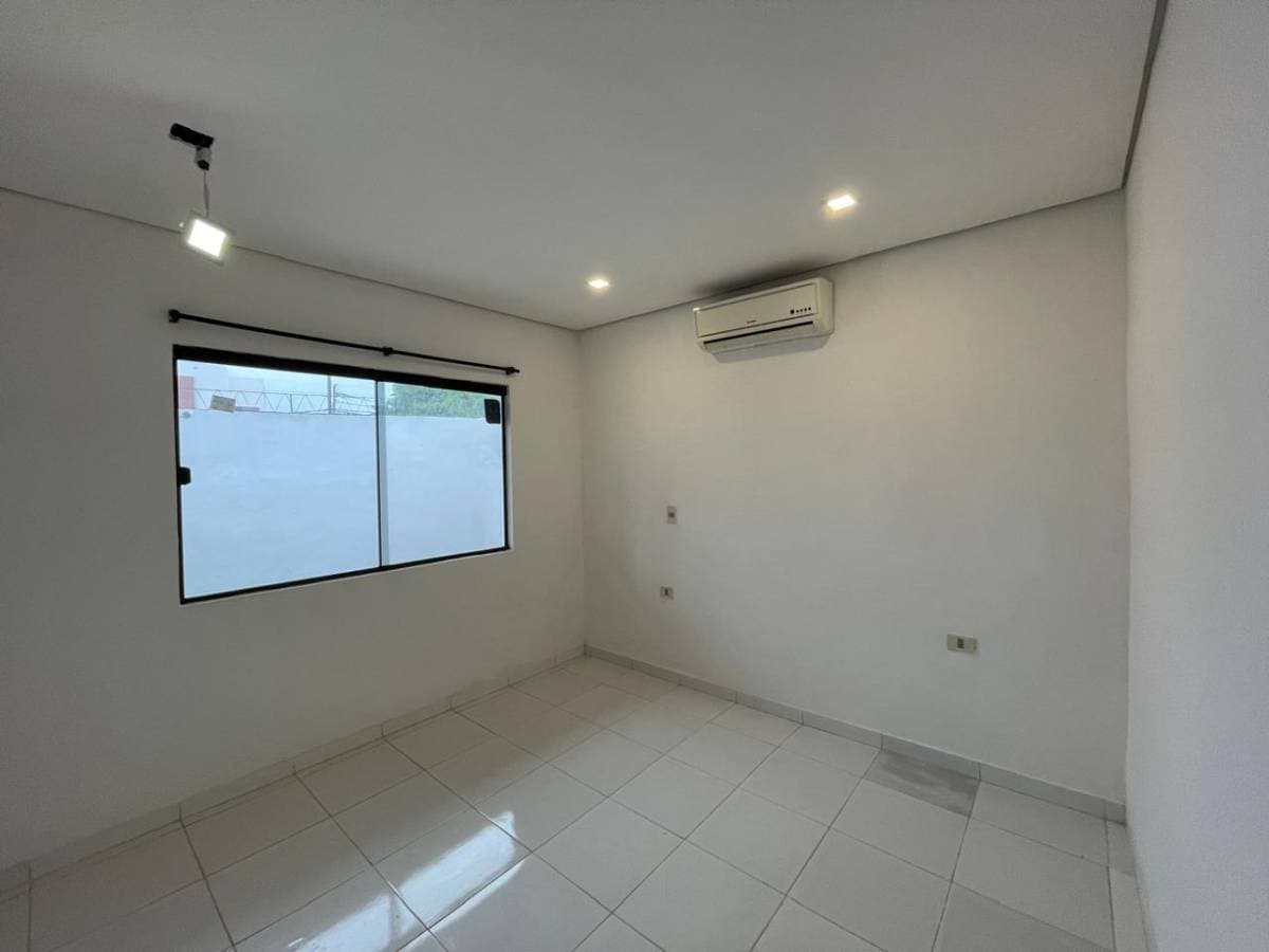 Hermoso chalet zona cañada en san rafael - Luque, foto 1