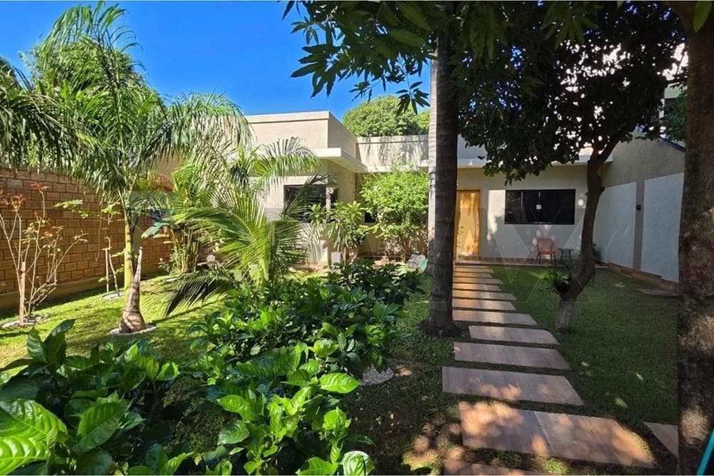 Casa - Venta - Villa Elisa, Central, Paraguay — foto 2