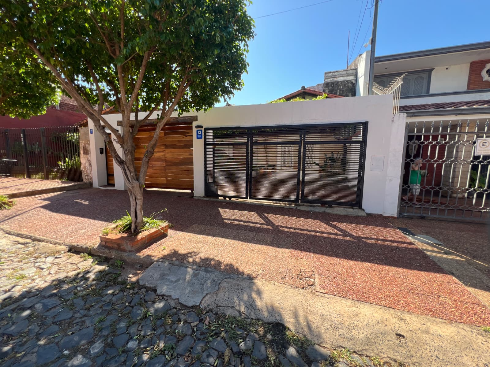Inmueble en Venta con Salida a Dos Calles – Barrio Vista Alegre, foto 2