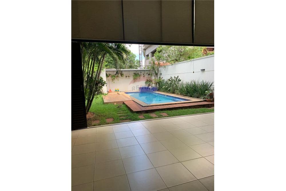 Casa en Villa Morra 4 dormitorios en Suite, foto 2