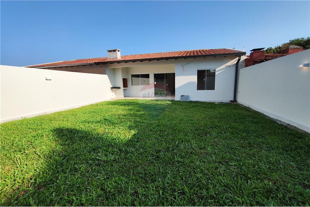 Dúplex a Estrenar en Luque – 240 m² de Terreno, foto 1